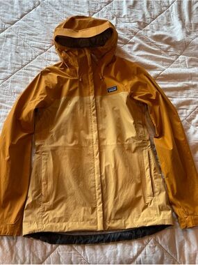 Patagonia Waterproof Jacket with Multicolor Logo Patch